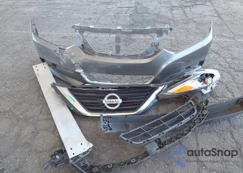 2018 Nissan Altima 2.5 Sv z USA, uszkodzony, nr VIN 1N4AL3AP3JC244014